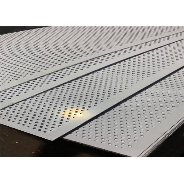 Heat Resistant 1220mm Wide 2440mm Long Plastic Perforated Sheet