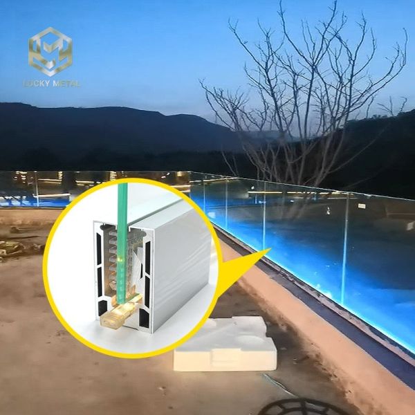  Aluminum Glass Fence and Gutter The Perfect Combination of Modern Feel and Safety