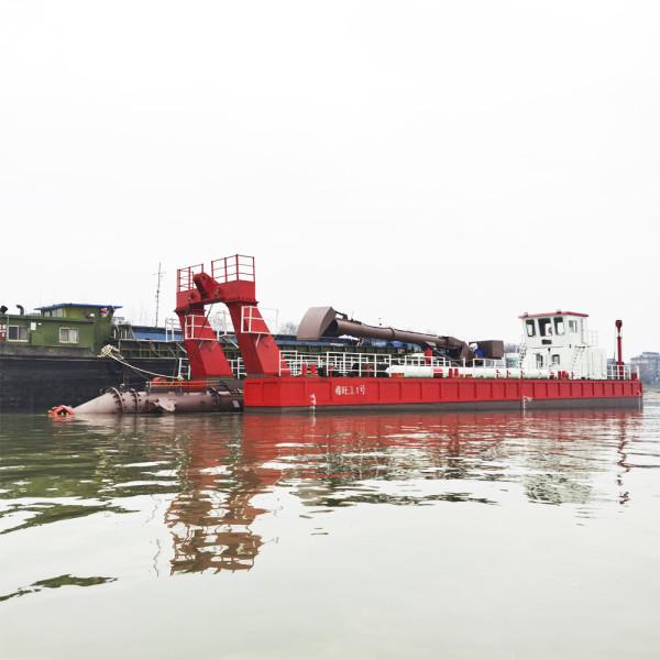 Powerful Diesel Engine Cutter Head River Dredger With Square Shape Up To 3000m Discharge Distance