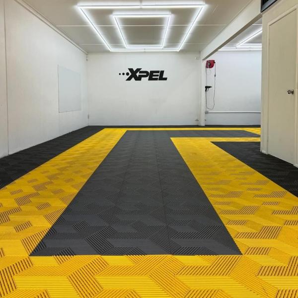 Anti Slip Interlocking Garage Tile 25000lbs Interlocking Mats For Garage