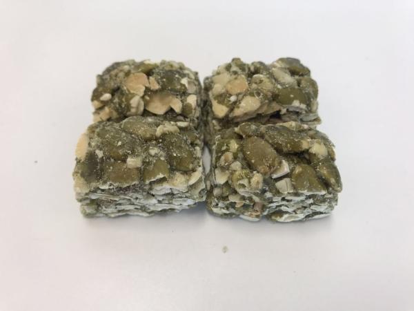 Pumpkin / Raisin Nut Cluster Snacks , Crunchy Nut Clusters Vitamins Contained