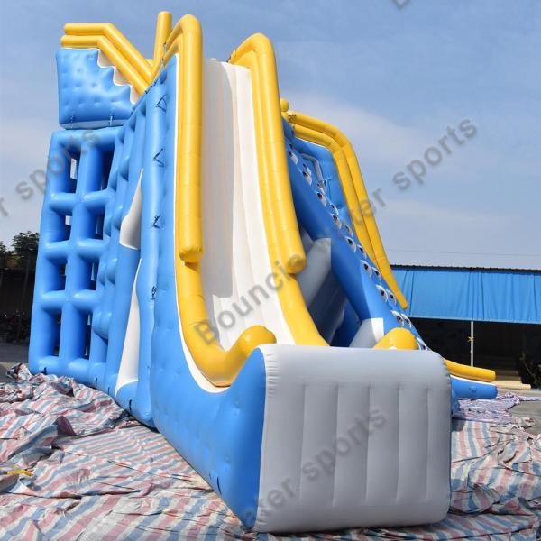 Torre de salto del agua inflable gigante con la diapositiva para el lago