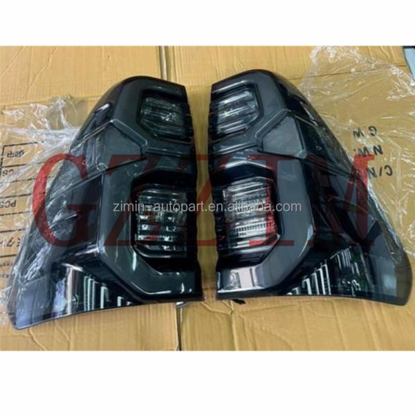 lampes arrière à LED de haute qualité pour Toyota Hilux Rocco Revo 2021
