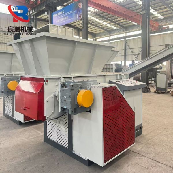 Single-Shaft Shredder High-Efficiency Pulverization of Various Plastic, Wood, and Rubber Scrap Industrial-Grade Equipment
