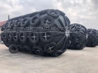 10-15 Years Service Life Dock Offshore Pneumatic Rubber Fender Onshore Installations