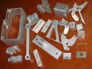 Eco - friendly steel / copper CNC machining parts to complex multi - tasking machine