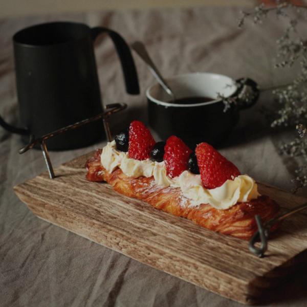 Rustic Natural Wood Service Tray with Metal Handles OEM ODM Accepted