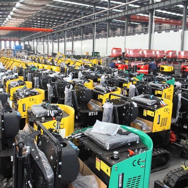 800mm Tail Turning Radius 1.8 T Excavator ISO9001 Powerful Mini Excavator