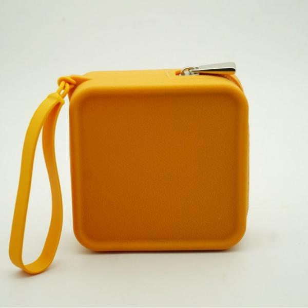Wholesale Silicone Cosmetic Storage Bag Waterproof Portable Makeup Bag Travel Toiletry Bag