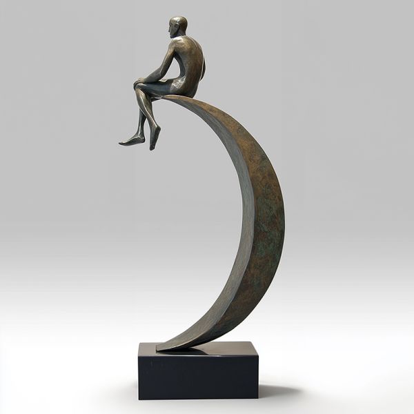 Table Top Lunar Seated Figure Sculpture Art For Indoor Decoration