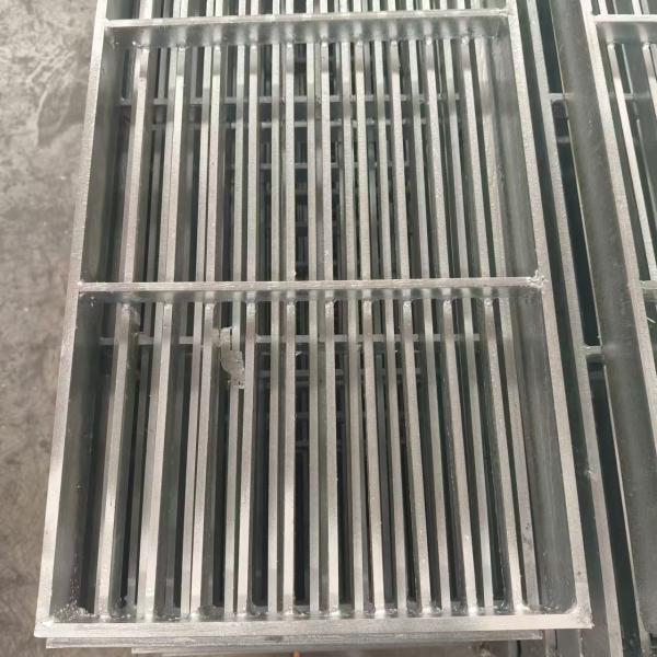Rust Proof Steel Serrated Bar Grating For Variety Environments
