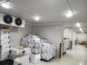 極低温 スライディングドア LEDライト付き 冷凍庫