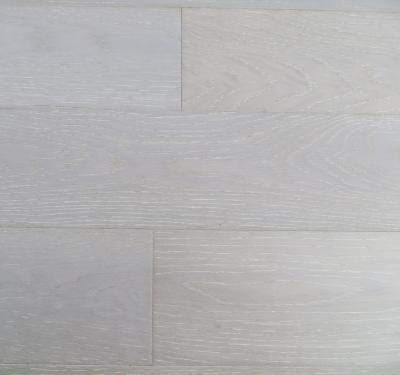 le blanc a lavé le plancher en bois machiné par chêne avec la catégorie d'ab--E33