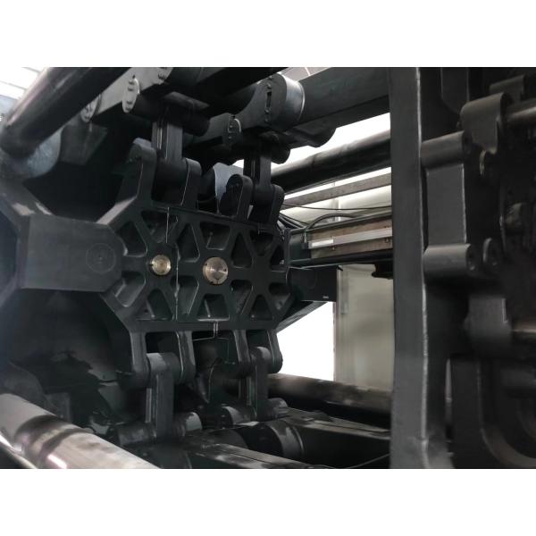 Used 2100ton Haitian Plastic Injection Machine High Precision For Trash Can