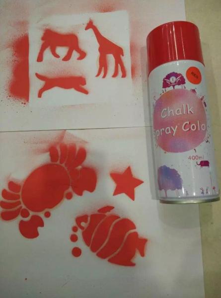 As crianças dos grafittis riscam o pulverizador, água - baseou a pintura à pistola lavável para a parede/vidro
