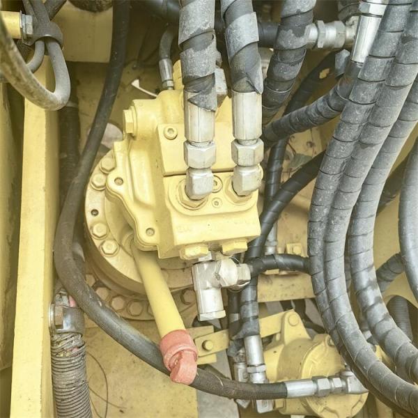 The Komatsu PC130 Excavator 13 Tons Second Hand Engineering Machinery Digger for Your