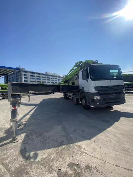 Hauteur d'alimentation 1400mm 2019 année de la pompe 56m voiture de pompe à béton pour l'inventaire sur le site de l'entreprise