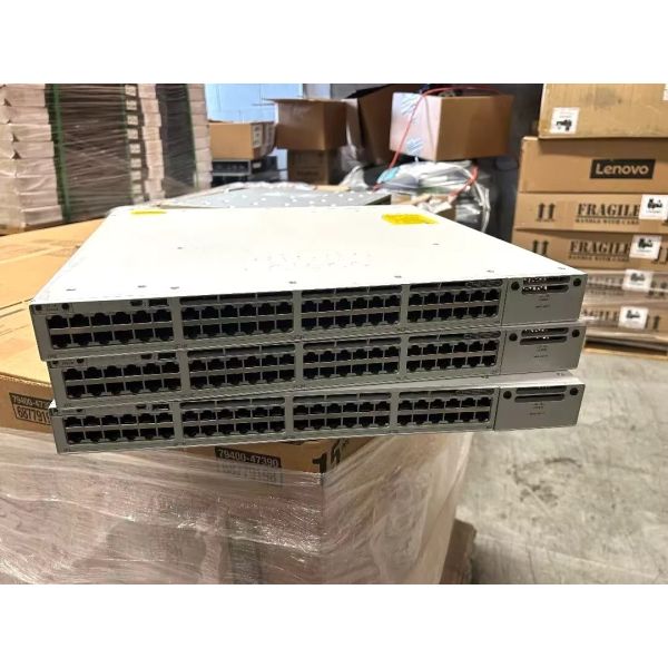 Original New Cisco Switch C9300-48UXM-A 48-port 2.5G UPOE Stackable Network Switch