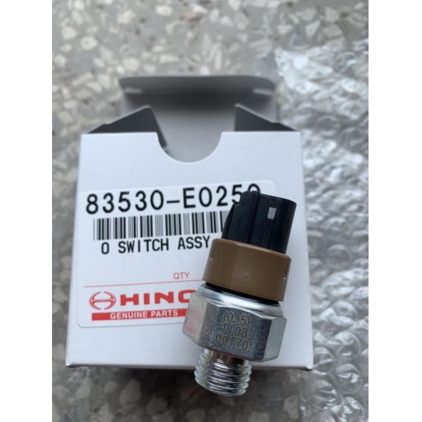 83530-E0250  83530-E0220 Oil temperature sensor HINO  J08E J05E