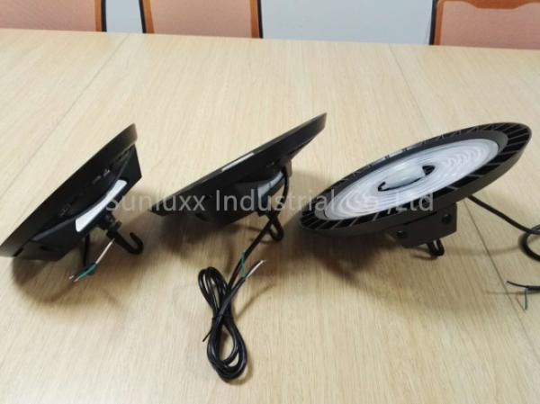 Waterproof Commercial High Bay Lighting Fixtures CREE LED Chips Type