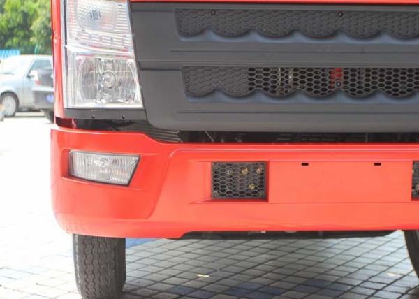 Logistics Light Duty 4.5 Tons , Construction Site Trucks ZZ1047C3113C145 /