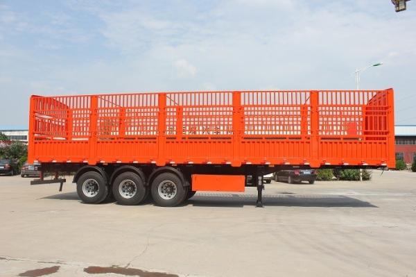Camiões de transporte de carga de 3 eixos Trailers para transporte de gado Ferragens de aço de fazenda Semi-trailers