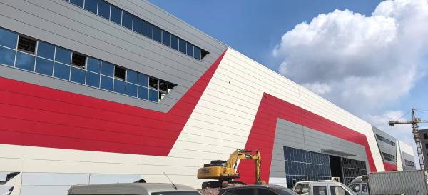 Estructura de acero resistente al desgaste Edificios de talleres de metal Corrosión que inhibe los tonos de color
