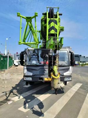 Fevereiro de 2023 250A-3 Zoomlion Truck Crane com 41 metros de barragem principal e 6,8 toneladas de contrapeso