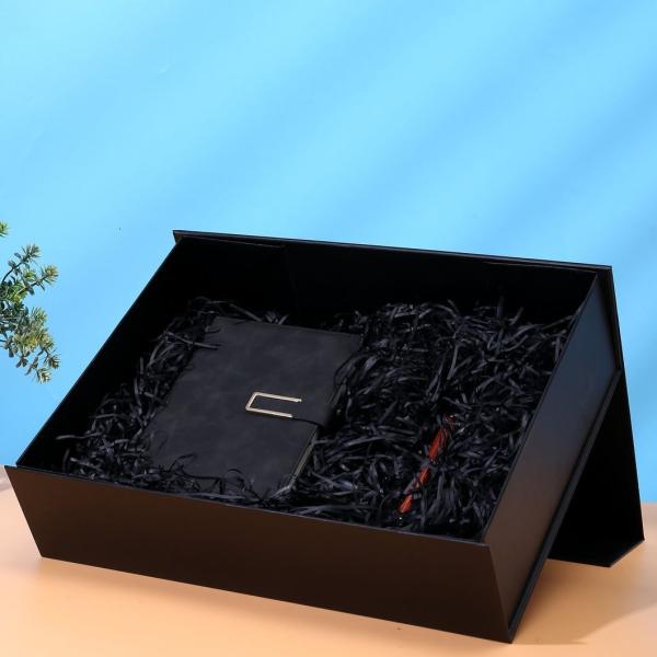 Paper Foldable Magnetic Packaging Boxes 1.0 - 3.0mm Thickness Hot Stamping Durable