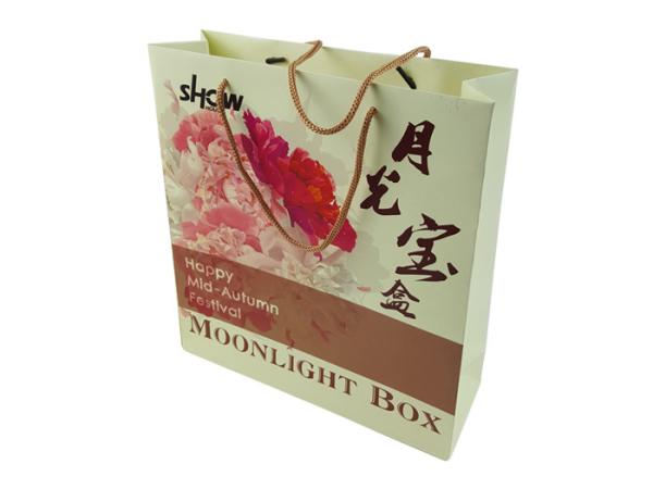 Paper Bags for Mid-autumn Festival Gift Packing Cardboard Material Gloss Lamination CMYK Colors Printing with Handle