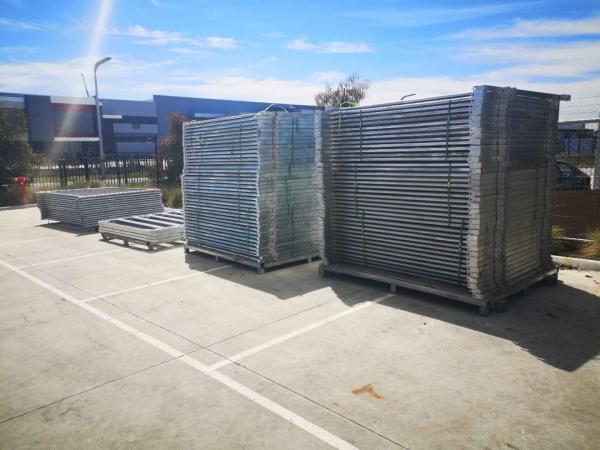 1.8M x 2.1M Heavy Duty Portable  Livestock fence panels 5 Oval Bars 2.5mm
