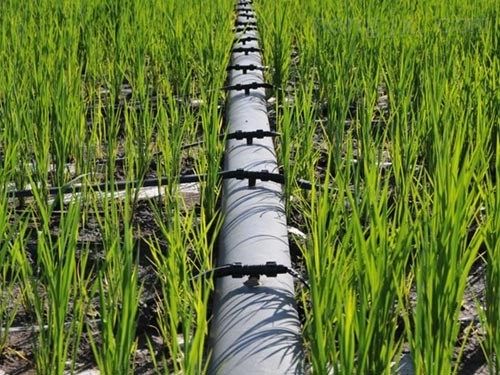 Máquina de la protuberancia del tubo de la irrigación de regadera del PE, fabricación del tubo de la irrigación por goteo de la irrigación de la granja