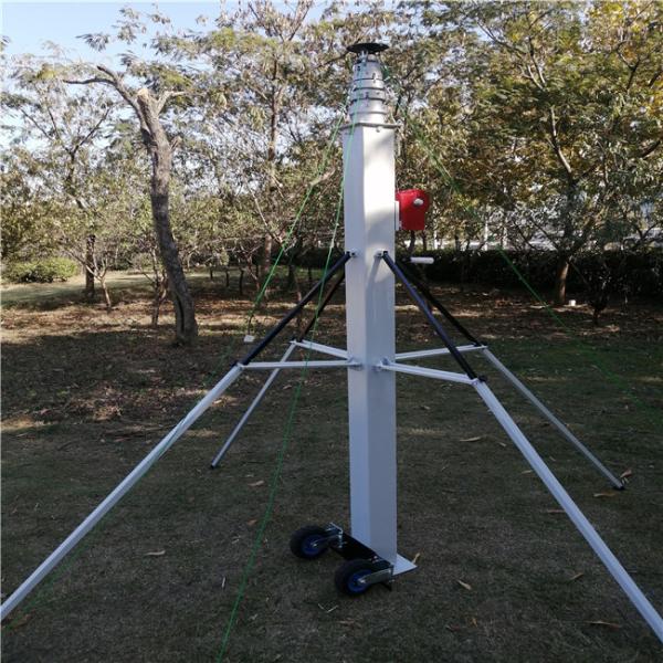 O guincho operou o mastro de alumínio 30ft de encurtamento da antena de 9M