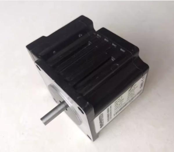 MOOG SM2301D  Rated Output Power, 24 VDC Holding Brake  Hall Sensor Feedback