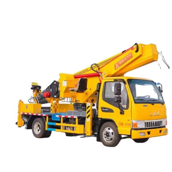 Piste d'ascenseur de travail aérien Dongfeng Prix 25m 35m 36m 45m Véhicule de travail aérien Fabricant 12m