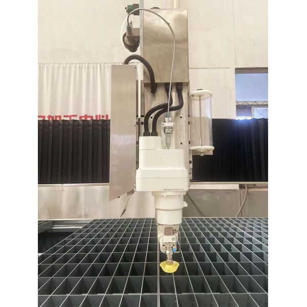 Five Axis Waterjet/Stone CNC Engraving & Cutting Machine with PLC Motor Pump-380V/220V 15mm Max Cutting Thickness