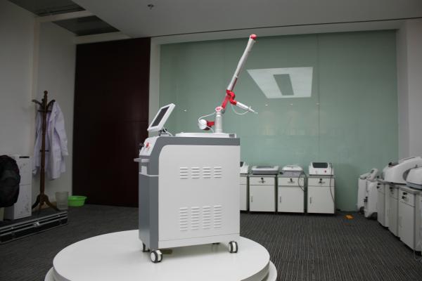 2016 hottest selling Q Switched Nd yag Laser machine tattoo removal machine / ND yag laser