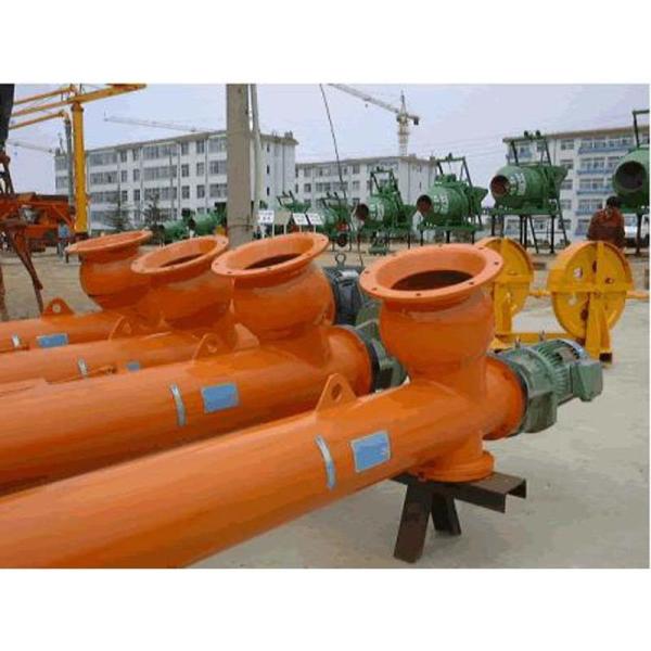 Removable screw conveyor for conveying chilli pepper powder