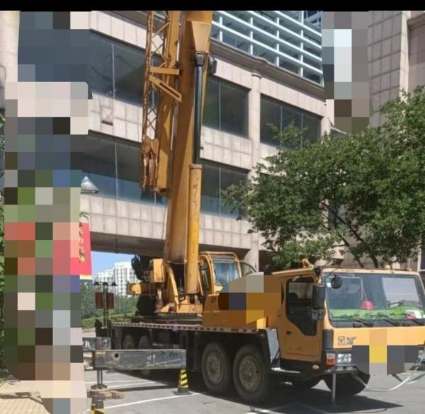 Équipement de levage de grues mobiles de 25 tonnes pour le levage de charges lourdes