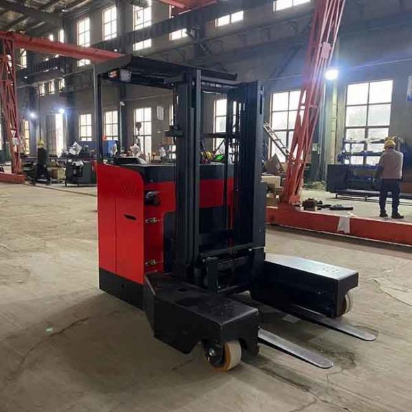 1500kg CQD15S-45 1.5T Multi-direction Seated Forklift triplex mast 6m