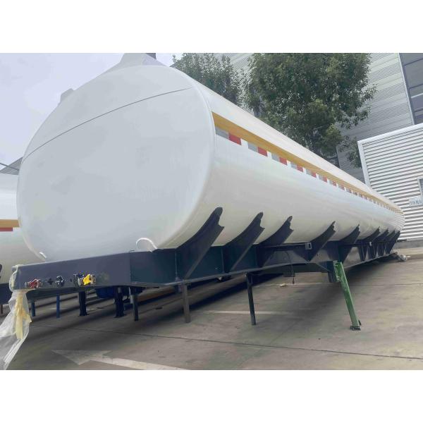 Truck Trailer Solution CIMC Three-Axis Oil Tanker Truck for Safe Transport 30000 kg