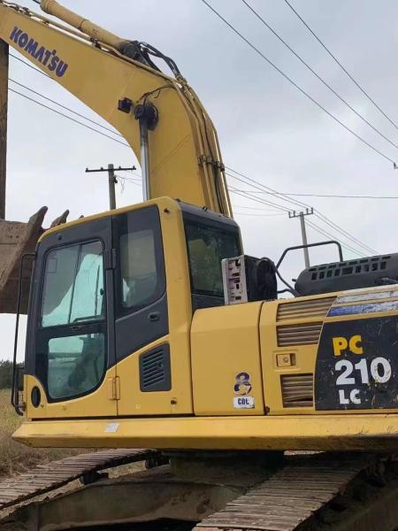 21000 KG Peso Komatsu 200-8 Excavadora original bomba hidráulica Excelente desempenho