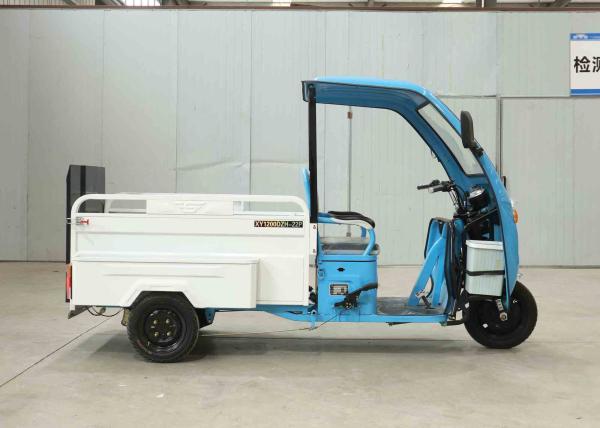 Express delivery driver's sunshade and rain shelter plastic car
