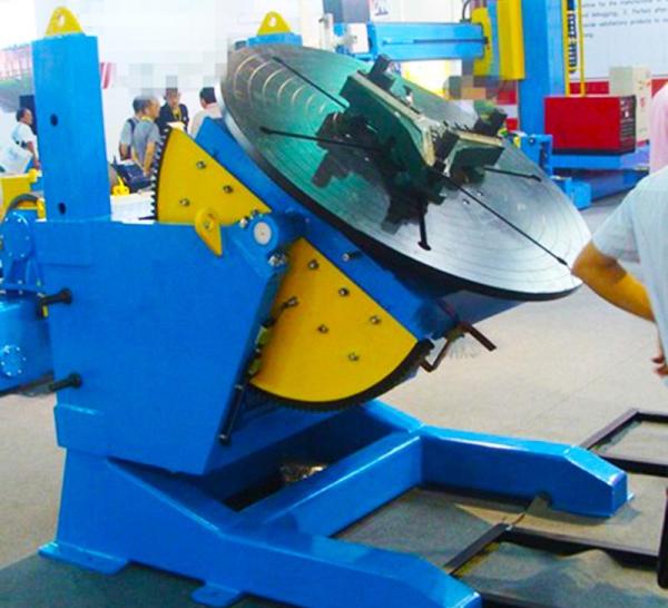 2T Bolt Lift Welding Turn Table With 3 Jaws Welding Chuck Steel Structure