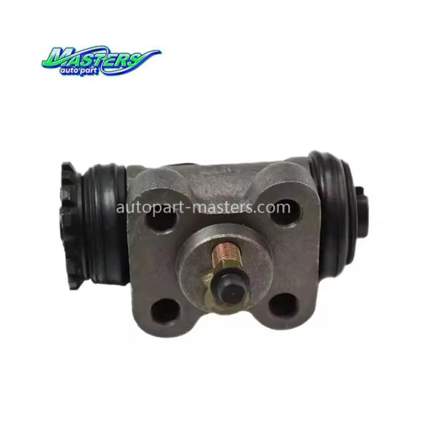 Masters ISUZU NKR NPR 4BD1 4HF1 Rodas do travão do carro cilindro traseiro 8971398220