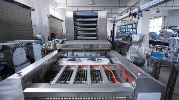 Chrome chapeou o equipamento de produção da tortilha com o Pieces/H do controle de temperatura 700 - 3000
