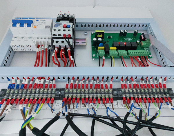 AS-2040D-2.2-AD Душ с воздухом в чистых помещениях с двустворчатыми раздвижными дверями