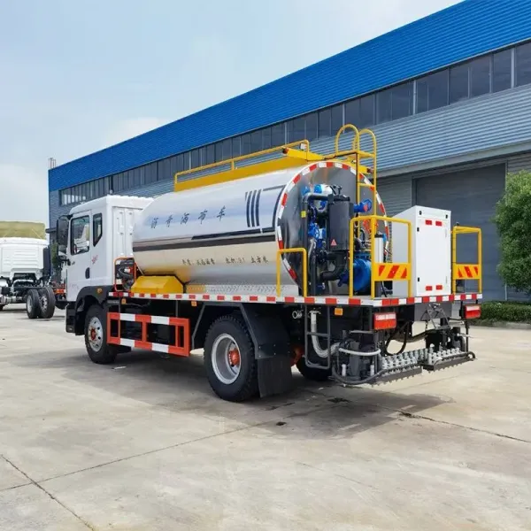 DONGFENG 4x2 Intelligent Asphalt Distributor Truck - Heated Bitumen Sprayer for Road Maintenance