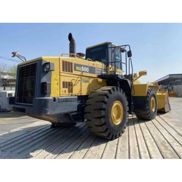 Komatsu Wa500-6 wheel loader, large-scale construction machinery for mining loading
