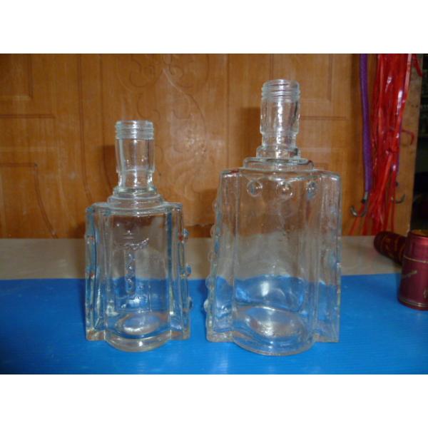 empty crystal glass bottle for alcohol